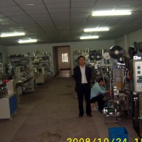 家具五金柜门带磁反弹器、磁碰、柜门锁按弹门温控式自动包装机