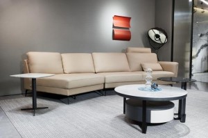 左右沙发：质量与颜值结合的品质沙发品牌